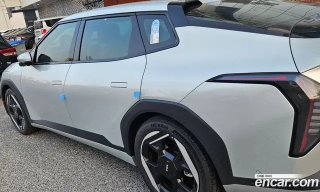 Kia EV4 2026 автомат (гидро), миниатюра 9