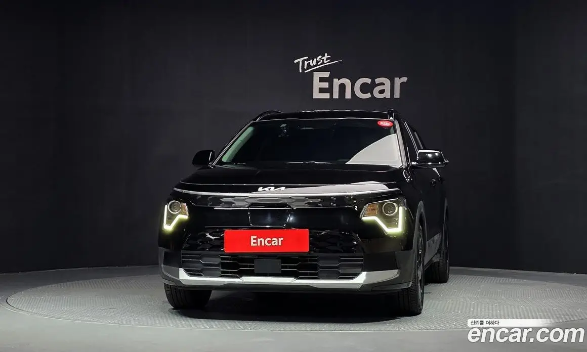 Kia Niro 2023 0.2 автомат (гидро), фото 3 Kia Niro 2023 0.2 автомат (гидро), фото 3