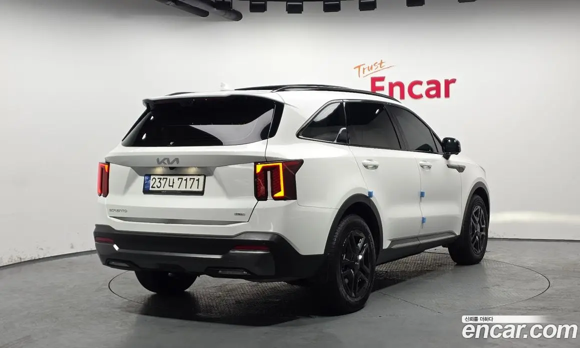 Kia Sorento 2023 1.6 автомат (гидро), фото 2 Kia Sorento 2023 1.6 автомат (гидро), фото 2