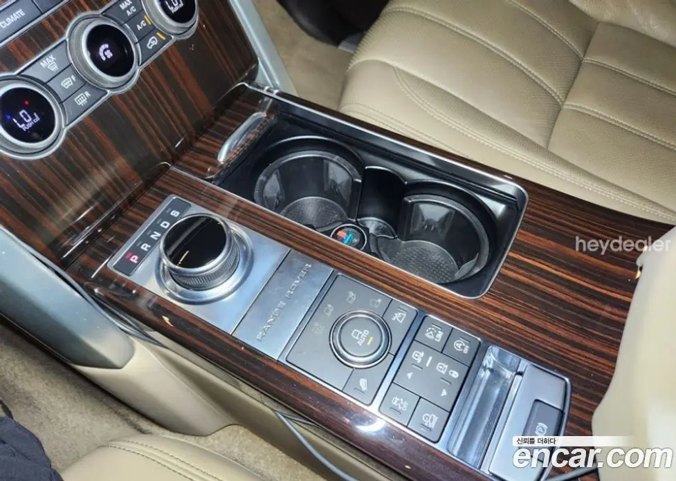 Land Rover Range Rover 2017 5.0 автомат (гидро), фото 15 Land Rover Range Rover 2017 5.0 автомат (гидро), фото 15