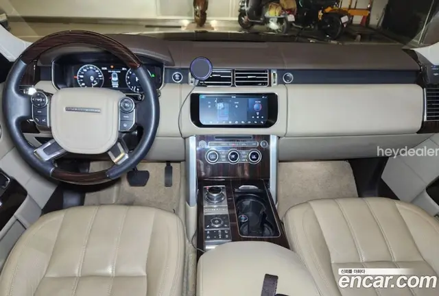 Land Rover Range Rover 2017 5.0 автомат (гидро), миниатюра 6 Land Rover Range Rover 2017 5.0 автомат (гидро), миниатюра 6