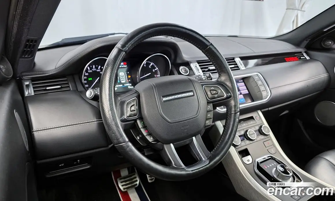Land Rover Range Rover Evoque 2012 2.0 автомат (гидро), фото 12 Land Rover Range Rover Evoque 2012 2.0 автомат (гидро), фото 12