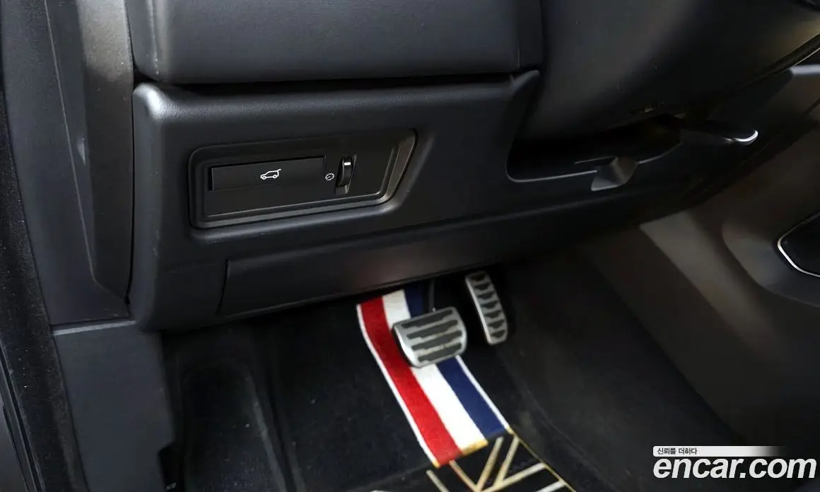 Land Rover Range Rover Evoque 2012 2.0 автомат (гидро), фото 18 Land Rover Range Rover Evoque 2012 2.0 автомат (гидро), фото 18