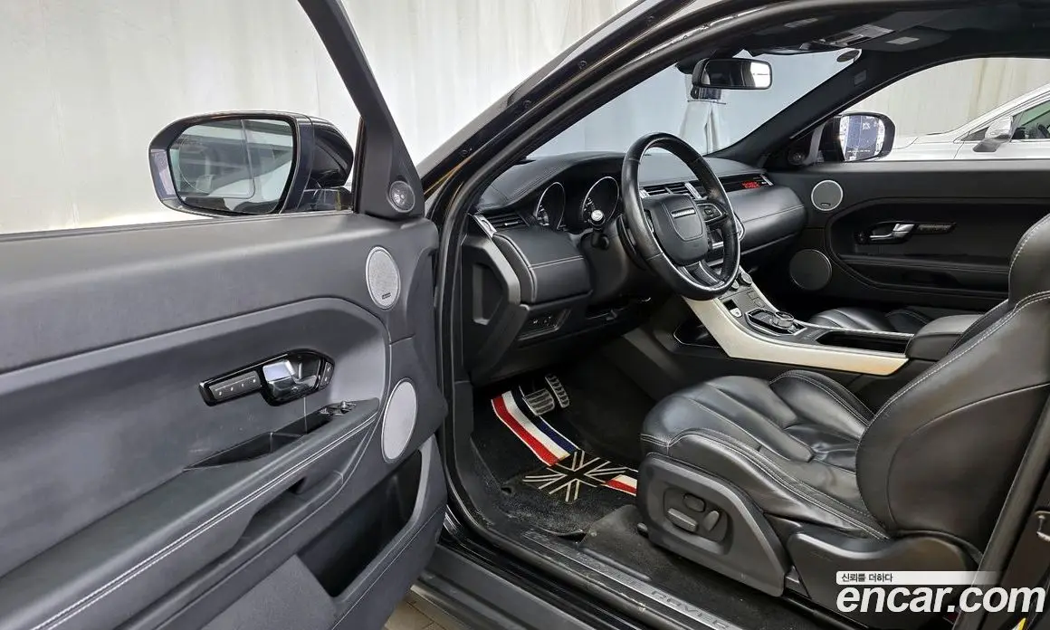 Land Rover Range Rover Evoque 2012 2.0 автомат (гидро), фото 10 Land Rover Range Rover Evoque 2012 2.0 автомат (гидро), фото 10