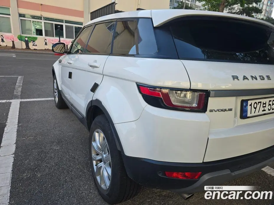 Land Rover Range Rover Evoque 2018 2.0 автомат (гидро), фото 2 Land Rover Range Rover Evoque 2018 2.0 автомат (гидро), фото 2