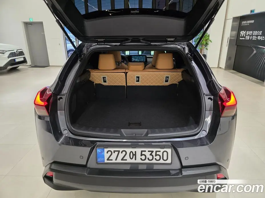Lexus UX 2025 2.0 автомат (вариатор), фото 15