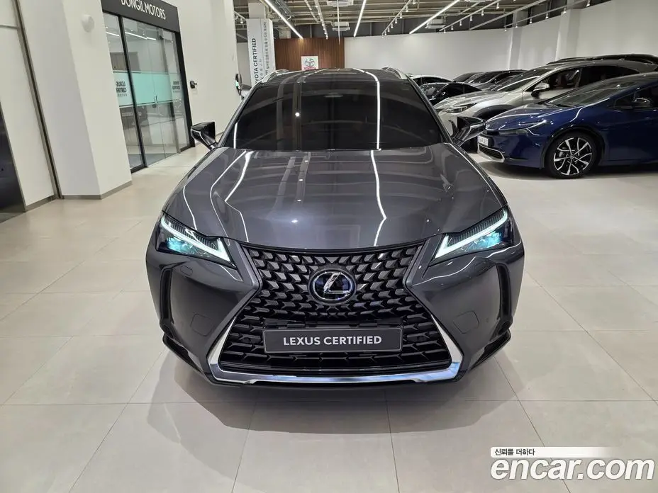 Lexus UX 2025 2.0 автомат (вариатор), фото 3