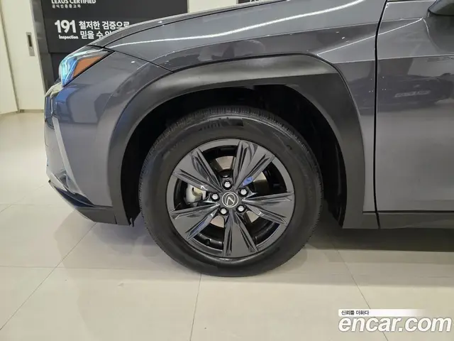 Lexus UX 2025 2.0 автомат (вариатор), миниатюра 5