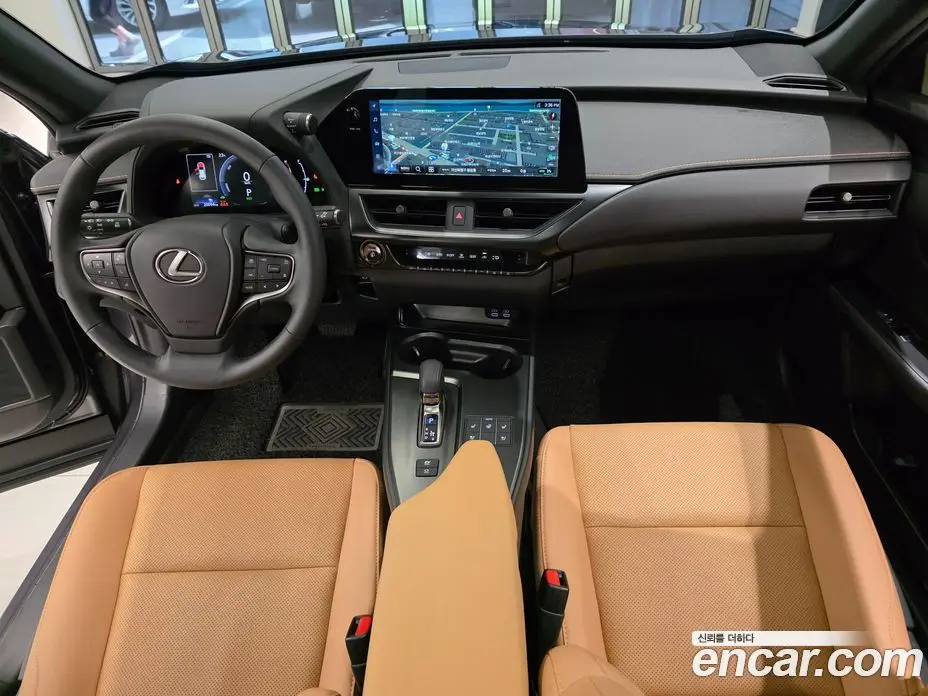 Lexus UX 2025 2.0 автомат (вариатор), фото 7