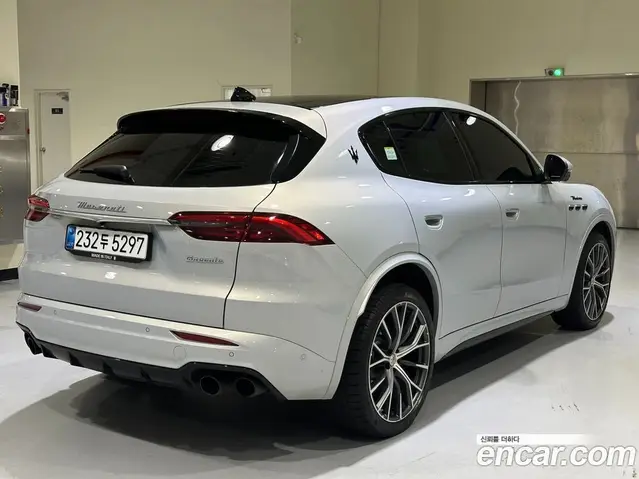 Maserati Grecale 2024 2.0 автомат (гидро), миниатюра 2