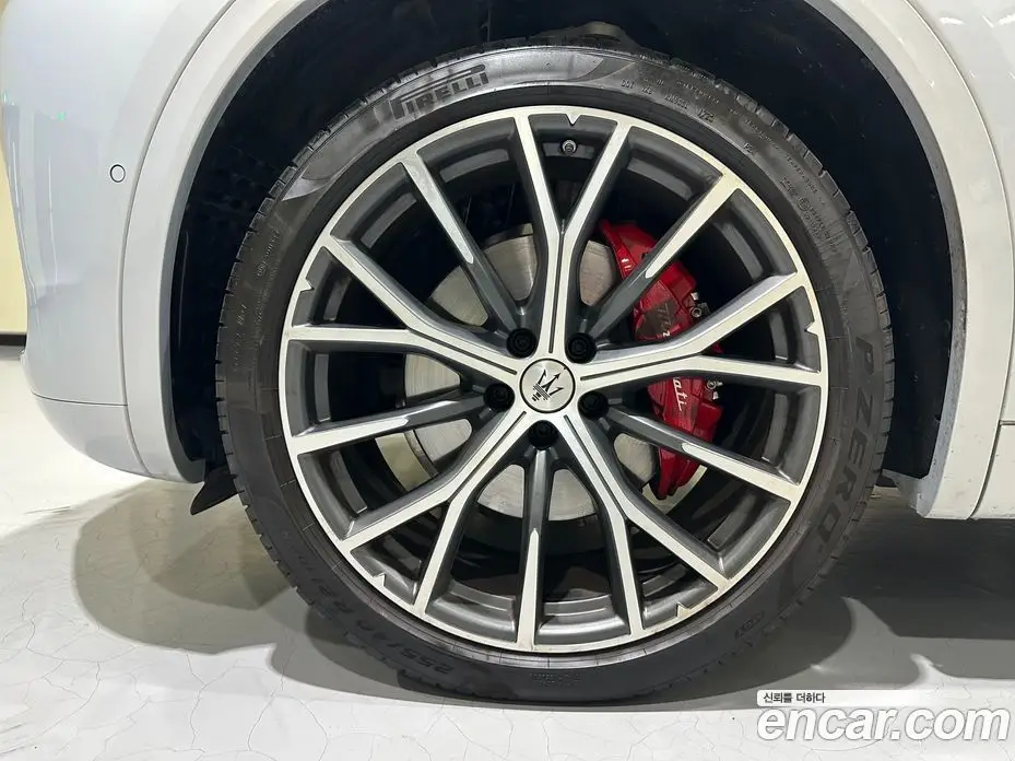 Maserati Grecale 2024 2.0 автомат (гидро), фото 5