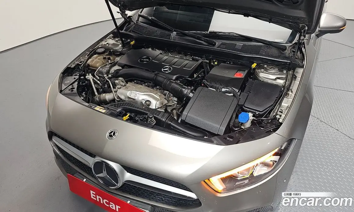 Mercedes-Benz A-Class 2020 2.0 автомат (гидро), фото 6