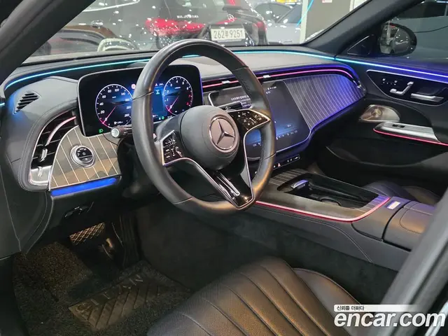 Mercedes-Benz E-Class 2024 2.0 автомат (гидро), миниатюра 11