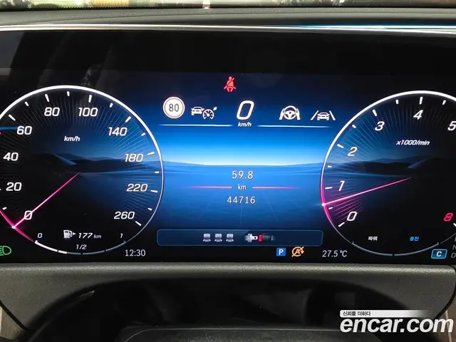 Mercedes-Benz E-Class 2024 2.0 автомат (гидро), миниатюра 8