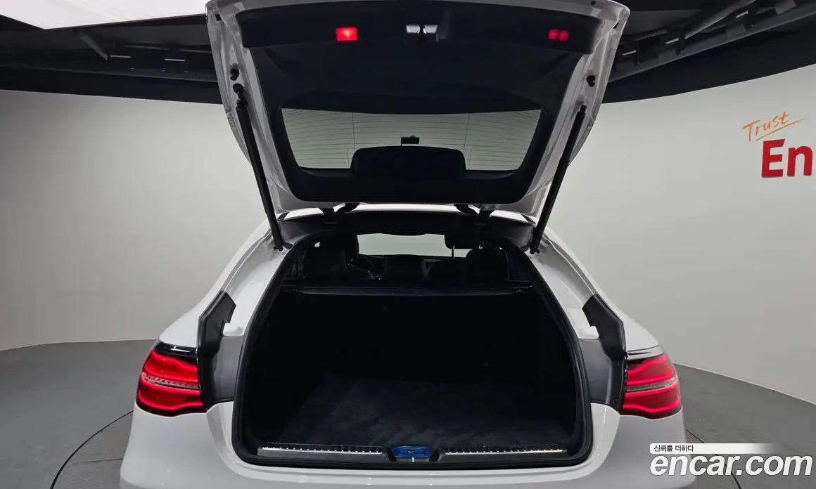 Mercedes-Benz GLC-Class 2019 2.0 автомат (гидро), фото 20 Mercedes-Benz GLC-Class 2019 2.0 автомат (гидро), фото 20