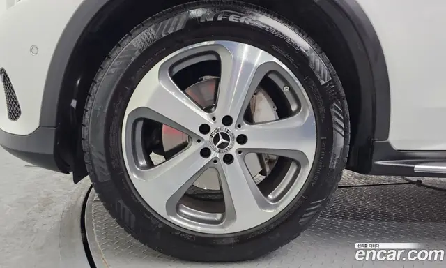 Mercedes-Benz GLC-Class 2019 2.0 автомат (гидро), миниатюра 5 Mercedes-Benz GLC-Class 2019 2.0 автомат (гидро), миниатюра 5