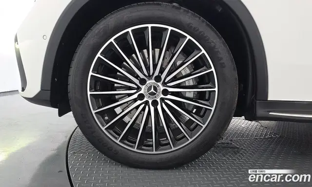 Mercedes-Benz GLC-Class 2025 2.0 автомат (гидро), миниатюра 5 Mercedes-Benz GLC-Class 2025 2.0 автомат (гидро), миниатюра 5