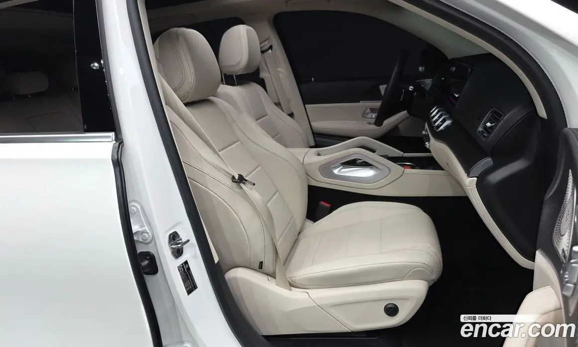 Mercedes-Benz GLE-Class 2026 3.0 автомат (гидро), фото 11 Mercedes-Benz GLE-Class 2026 3.0 автомат (гидро), фото 11