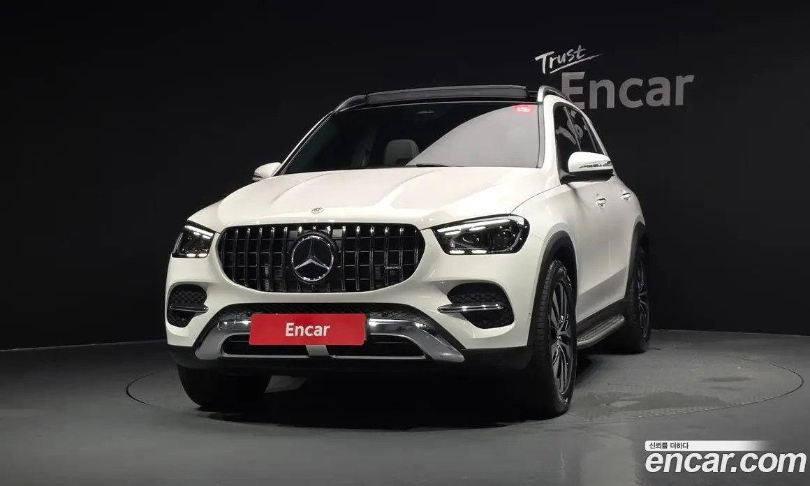 Mercedes-Benz GLE-Class 2026 3.0 автомат (гидро), фото 3 Mercedes-Benz GLE-Class 2026 3.0 автомат (гидро), фото 3