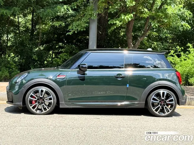 Mini Cooper 2022 2.0 автомат (гидро), миниатюра 3 Mini Cooper 2022 2.0 автомат (гидро), миниатюра 3