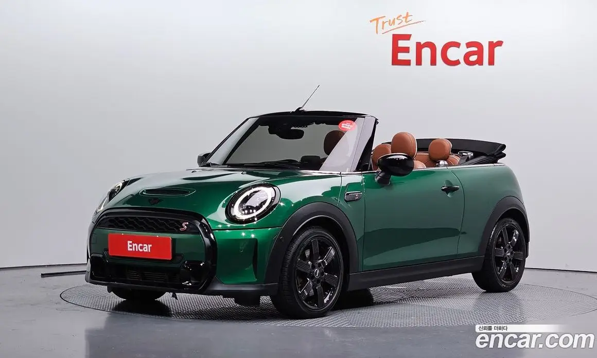 Mini Cooper Convertible 2021 2.0 автомат (гидро), фото 1 Mini Cooper Convertible 2021 2.0 автомат (гидро), фото 1