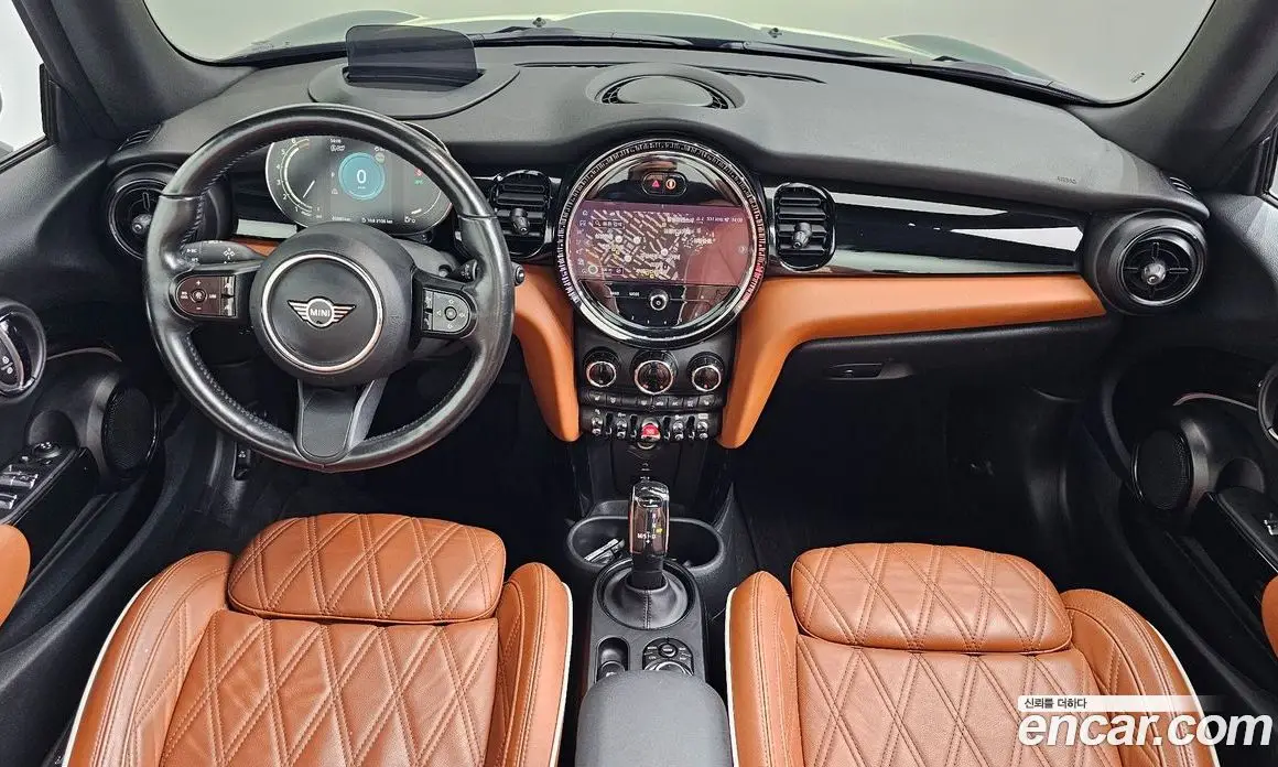 Mini Cooper Convertible 2021 2.0 автомат (гидро), фото 7 Mini Cooper Convertible 2021 2.0 автомат (гидро), фото 7
