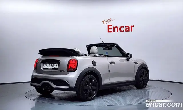 Mini Cooper Convertible 2022 2.0 автомат (гидро), миниатюра 2 Mini Cooper Convertible 2022 2.0 автомат (гидро), миниатюра 2