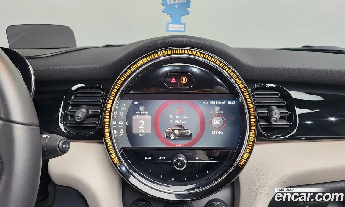Mini Cooper Convertible 2022 2.0 автомат (гидро), фото 15 Mini Cooper Convertible 2022 2.0 автомат (гидро), фото 15