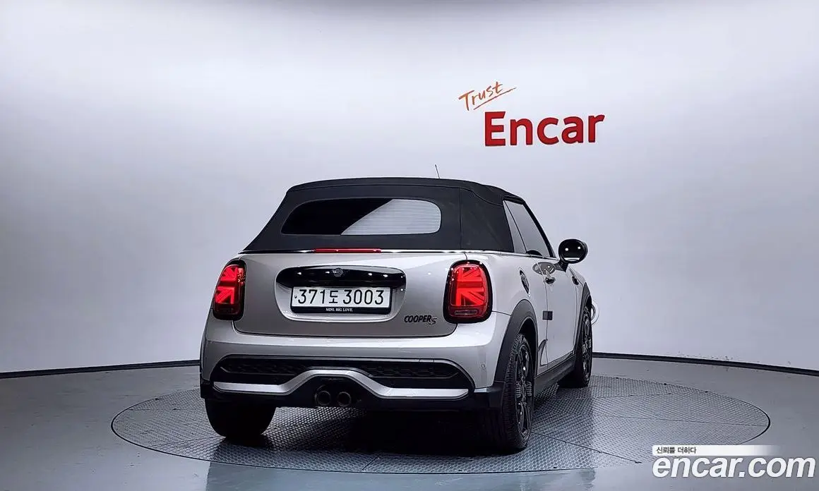 Mini Cooper Convertible 2022 2.0 автомат (гидро), фото 4 Mini Cooper Convertible 2022 2.0 автомат (гидро), фото 4