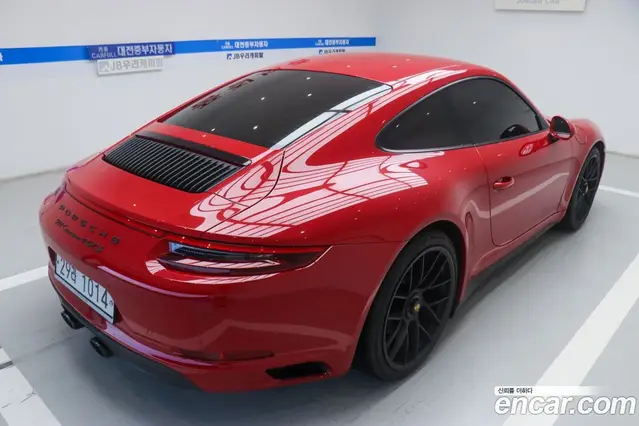 Porsche 911 2018 3.0 автомат (гидро), миниатюра 3