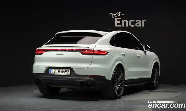 Porsche Cayenne 2020 3.0 автомат (гидро), миниатюра 2