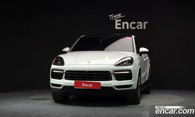 Porsche Cayenne 2020 3.0 автомат (гидро), миниатюра 3
