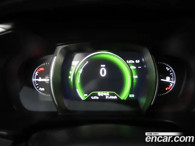 Renault (Samsung) QM6 2021 2.0 автомат (гидро), миниатюра 10 Renault (Samsung) QM6 2021 2.0 автомат (гидро), миниатюра 10