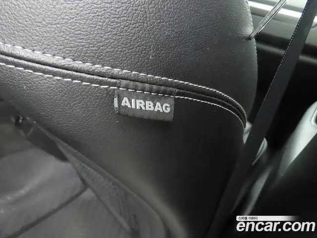 Renault (Samsung) QM6 2023 2.0 автомат (гидро), миниатюра 11 Renault (Samsung) QM6 2023 2.0 автомат (гидро), миниатюра 11