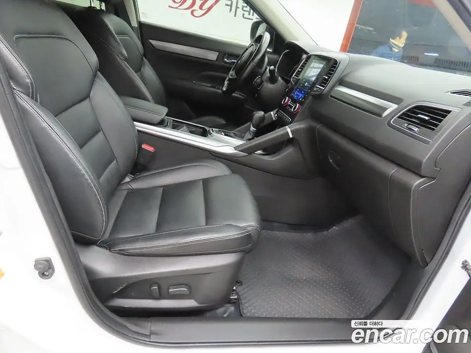 Renault (Samsung) QM6 2023 2.0 автомат (гидро), фото 6 Renault (Samsung) QM6 2023 2.0 автомат (гидро), фото 6