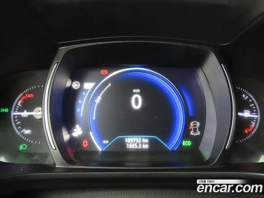 Renault (Samsung) QM6 2023 2.0 автомат (гидро), фото 8 Renault (Samsung) QM6 2023 2.0 автомат (гидро), фото 8