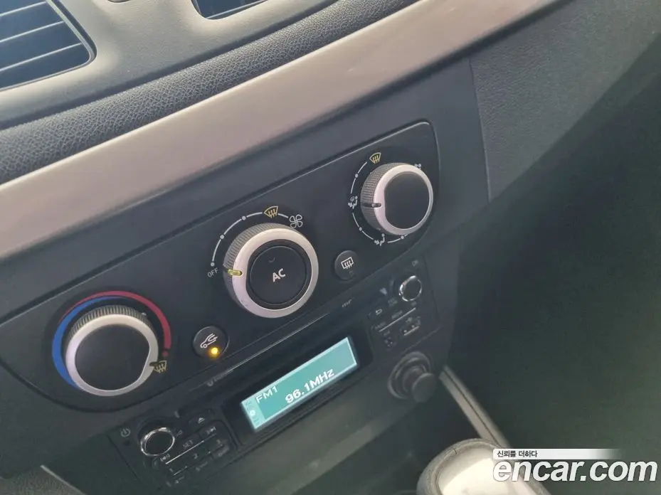 Renault (Samsung) SM3 2014 1.6 автомат (гидро), фото 11 Renault (Samsung) SM3 2014 1.6 автомат (гидро), фото 11