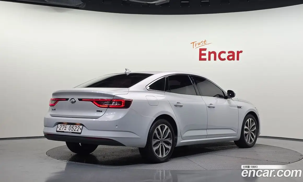 Renault (Samsung) SM6 2016 2.0 автомат (гидро), фото 2 Renault (Samsung) SM6 2016 2.0 автомат (гидро), фото 2