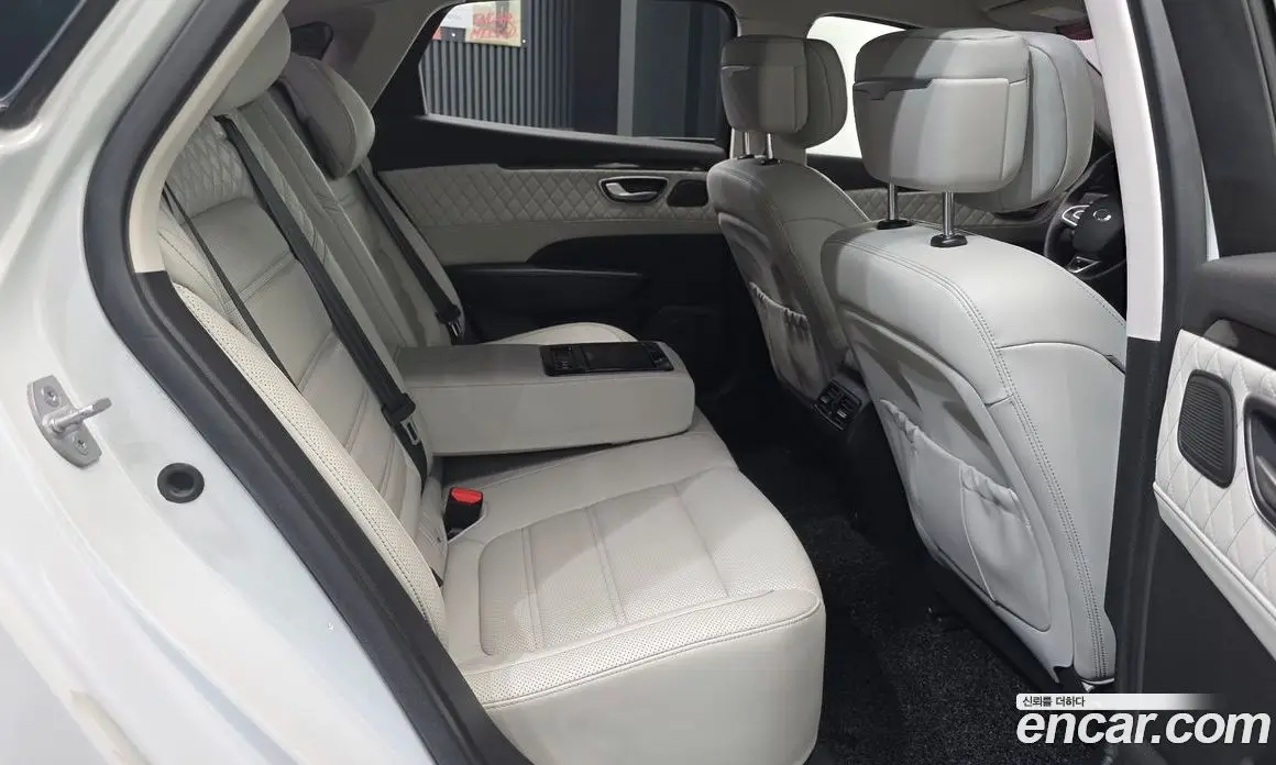 Renault (Samsung) SM6 2016 2.0 автомат (гидро), фото 12 Renault (Samsung) SM6 2016 2.0 автомат (гидро), фото 12