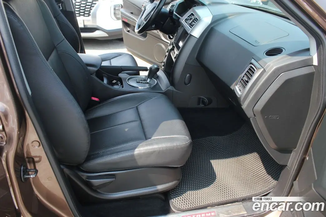 SsangYong Korando 2016 2.0 автомат (гидро), фото 13