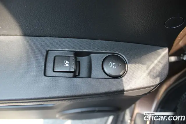 SsangYong Korando 2016 2.0 автомат (гидро), миниатюра 10