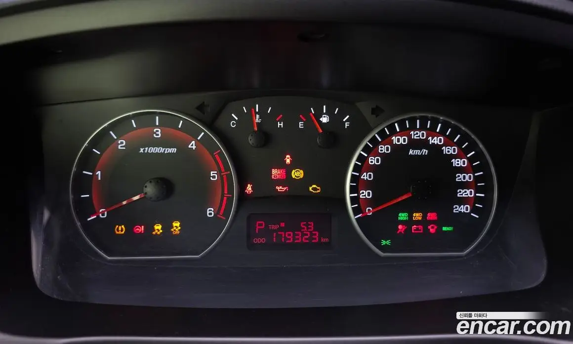 SsangYong Korando 2016 2.2 автомат (гидро), фото 8 SsangYong Korando 2016 2.2 автомат (гидро), фото 8