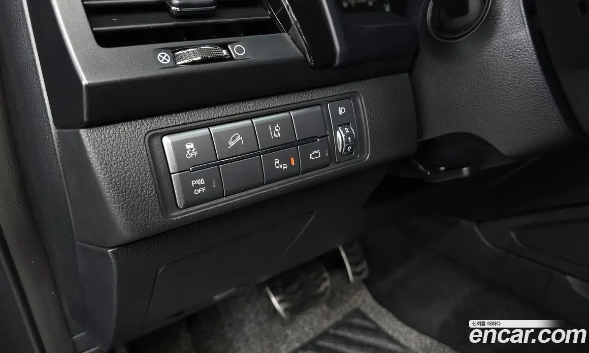 SsangYong Rexton 2019 2.2 автомат (гидро), фото 16