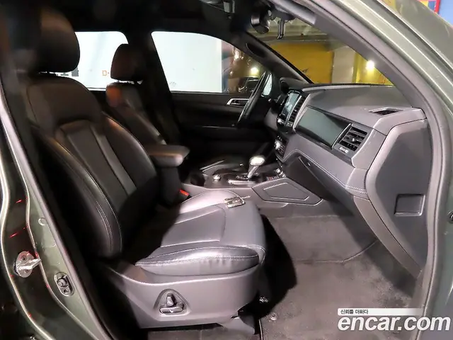 SsangYong Rexton 2022 2.2 автомат (гидро), миниатюра 9
