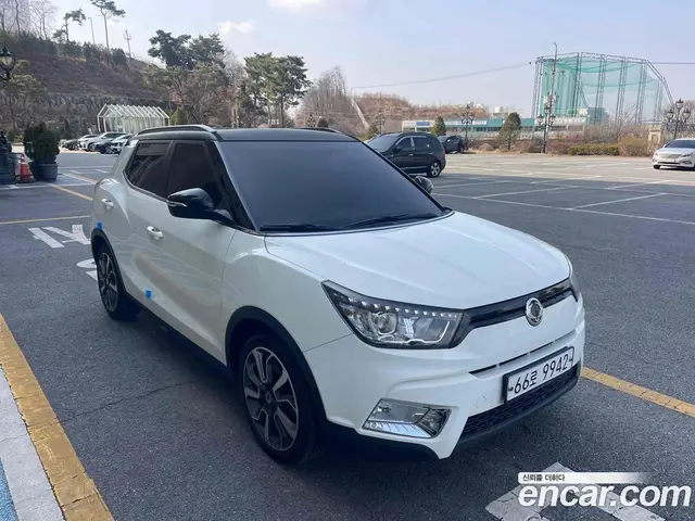SsangYong TIBOLI 2015 1.6 автомат (гидро), миниатюра 3