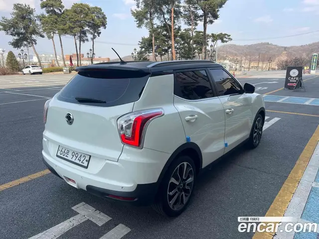 SsangYong TIBOLI 2015 1.6 автомат (гидро), миниатюра 4