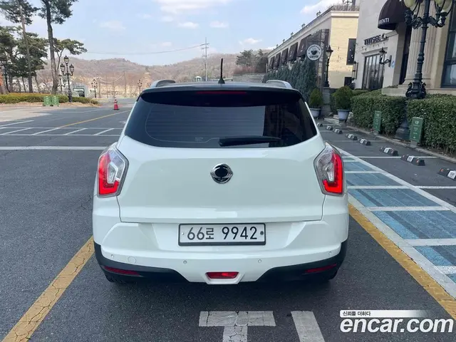 SsangYong TIBOLI 2015 1.6 автомат (гидро), миниатюра 5