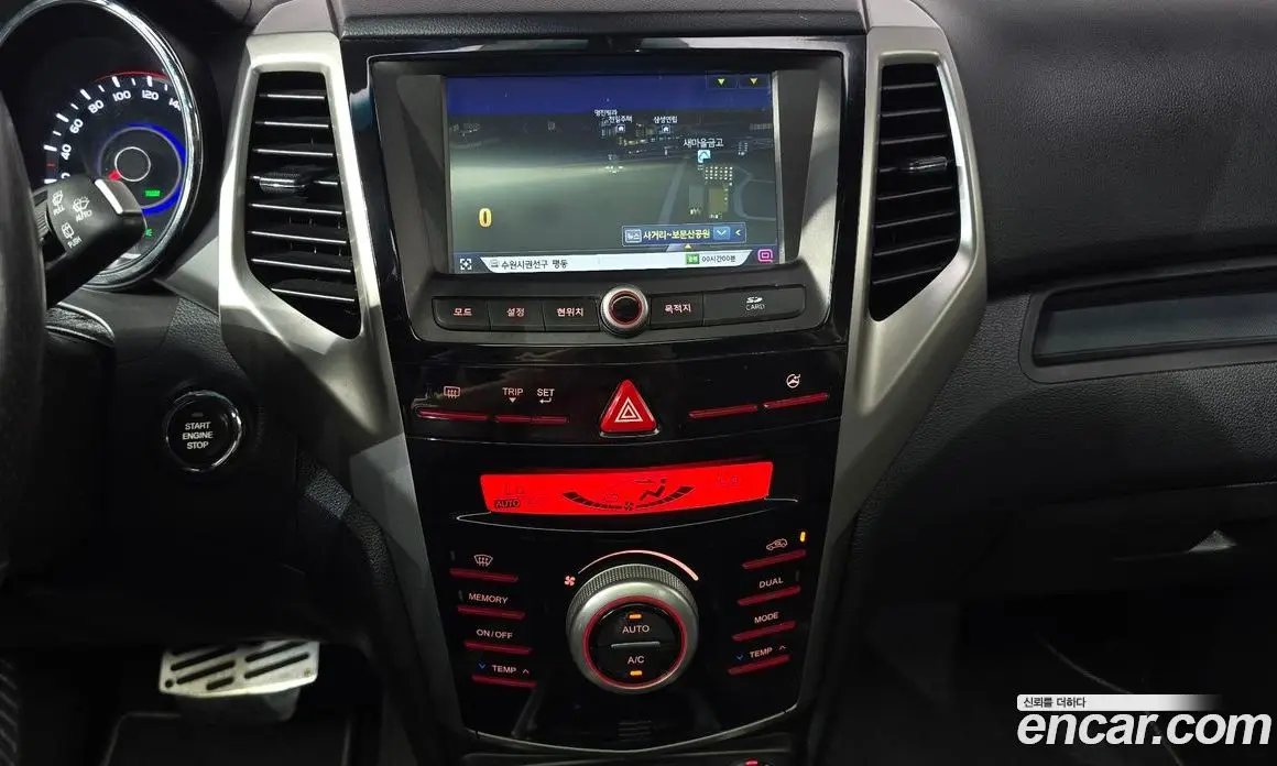 SsangYong TIBOLI 2016 1.6 автомат (гидро), фото 13