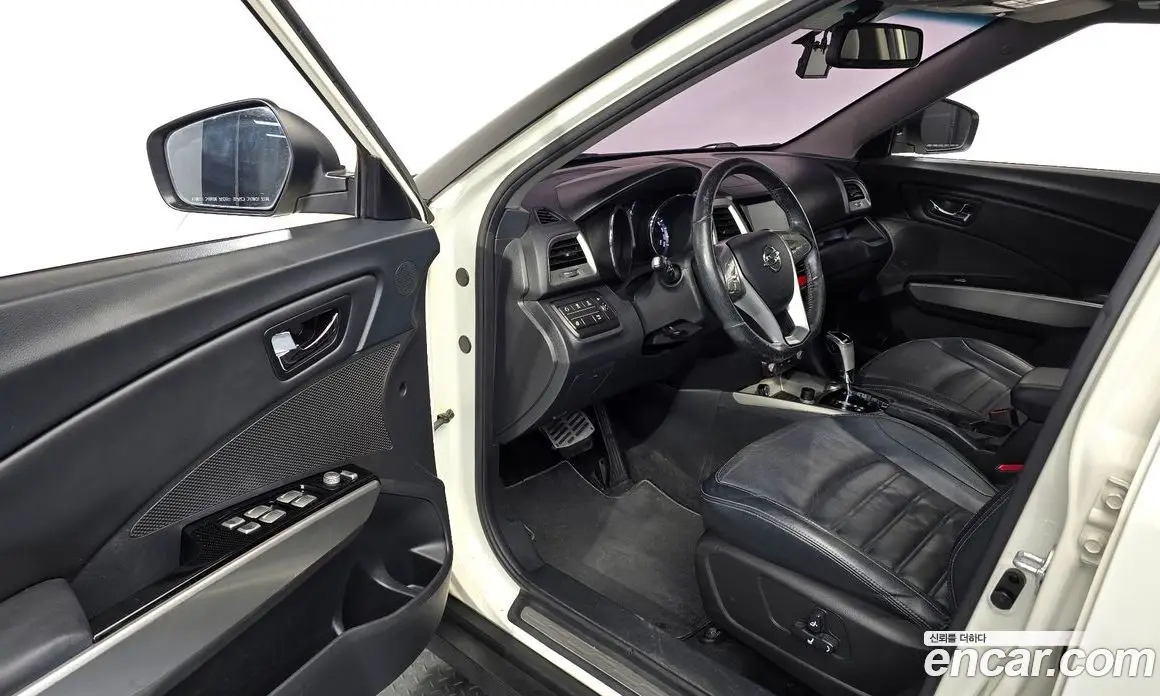 SsangYong TIBOLI 2016 1.6 автомат (гидро), фото 10