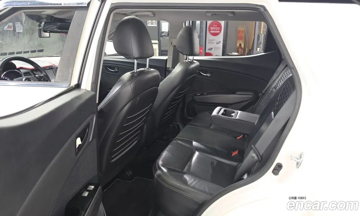 SsangYong TIBOLI 2018 1.6 автомат (гидро), фото 11